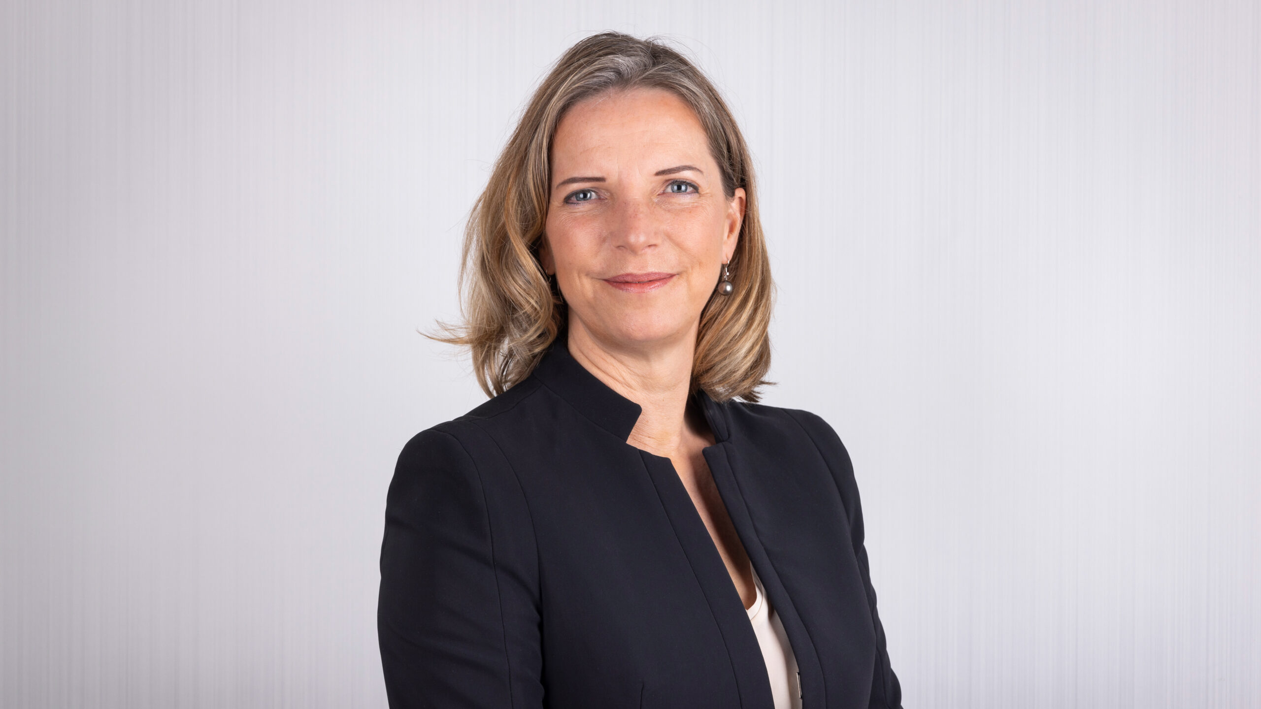 VP_Kandidatenbilder_Gerda_Schnetzer_VPDietrich